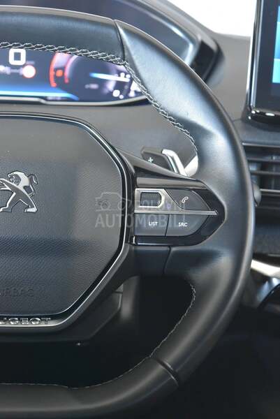 Peugeot 5008 1.5 HDI Allure AT