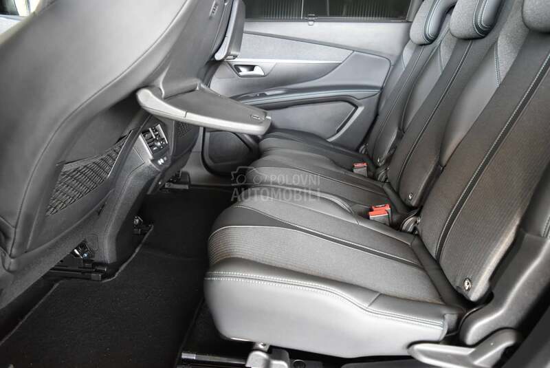 Peugeot 5008 1.5 HDI Allure AT