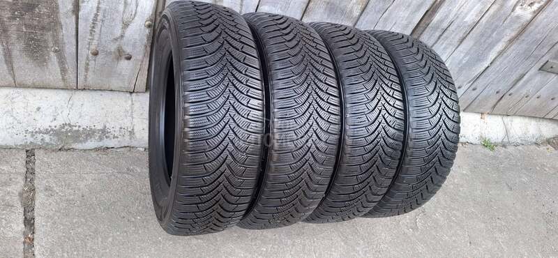 Hankook 195/65 R15 Zimska