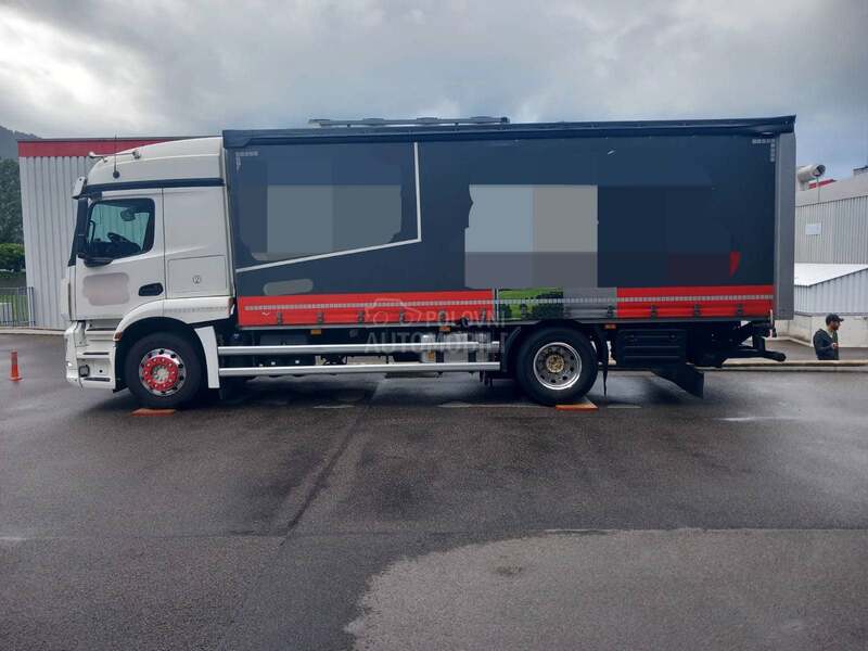 Mercedes Benz Atego 1835