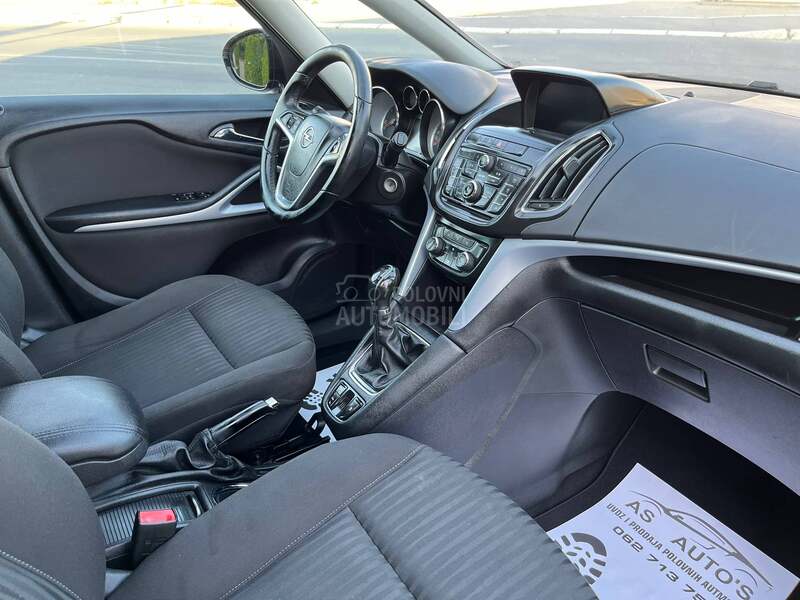 Opel Zafira 1.6CDTIPANO/KAMERA