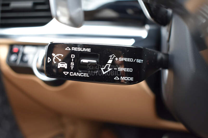 Porsche Panamera 4 E-Hybrid