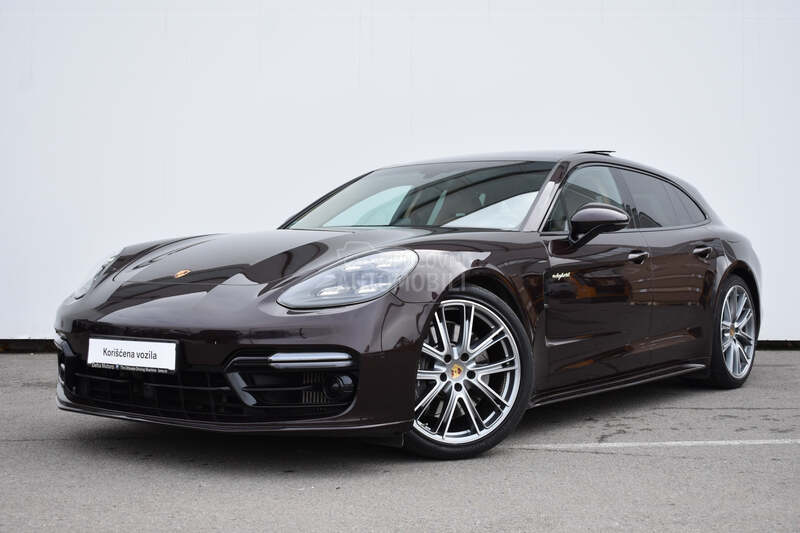 Porsche Panamera 4 E-Hybrid