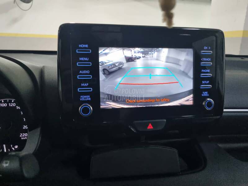 Toyota Yaris 1.5  STELLA