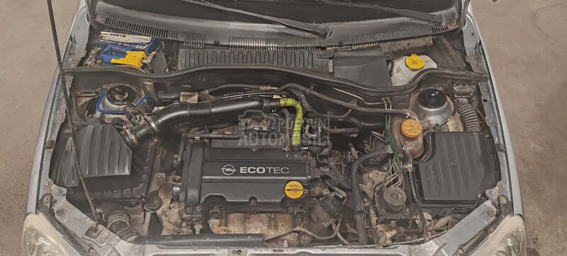 Opel Corsa C 1.2 twinport