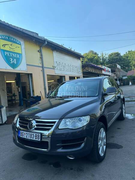 Volkswagen Touareg 