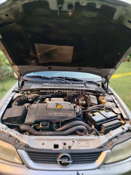 Opel Vectra B 