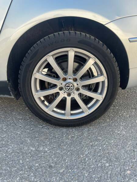 Volkswagen Passat B6 2.0