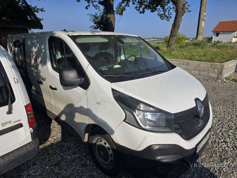Renault Trafic 1.6 motor prolupao