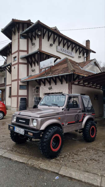 Suzuki SJ Samurai Sj500