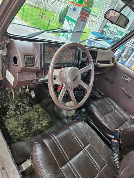 Suzuki SJ Samurai Sj500