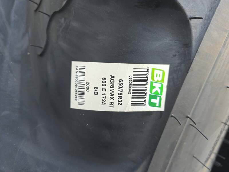 BKT 650/75 R32