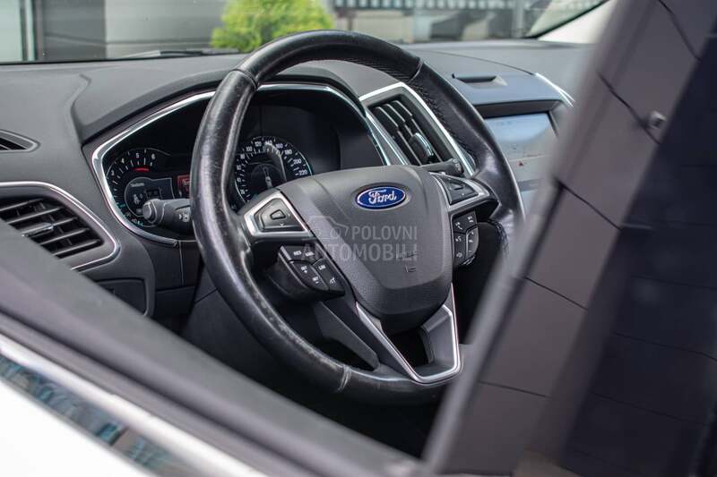 Ford S-Max 2.0 TDCI TITANIUM