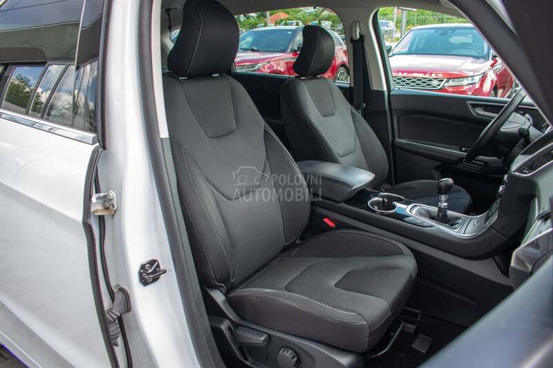 Ford S-Max 2.0 TDCI TITANIUM
