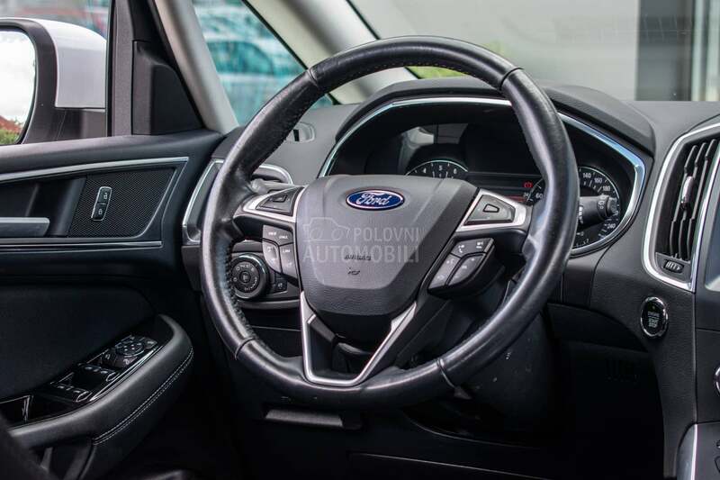 Ford S-Max 2.0 TDCI TITANIUM