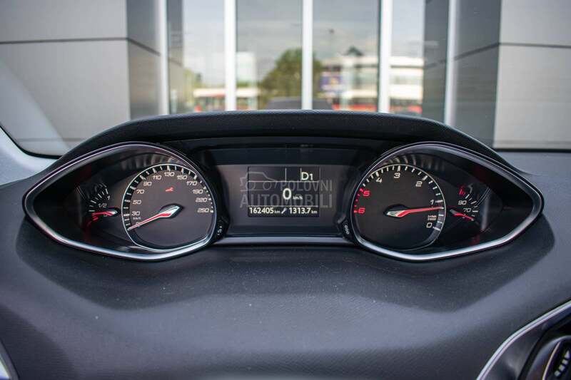 Peugeot 308 1.5 HDI / BUSINESS