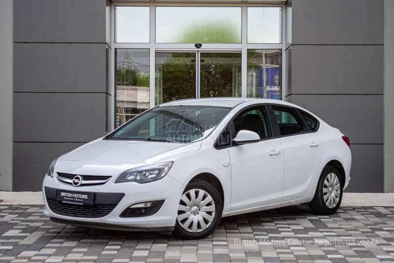 Opel Astra J 