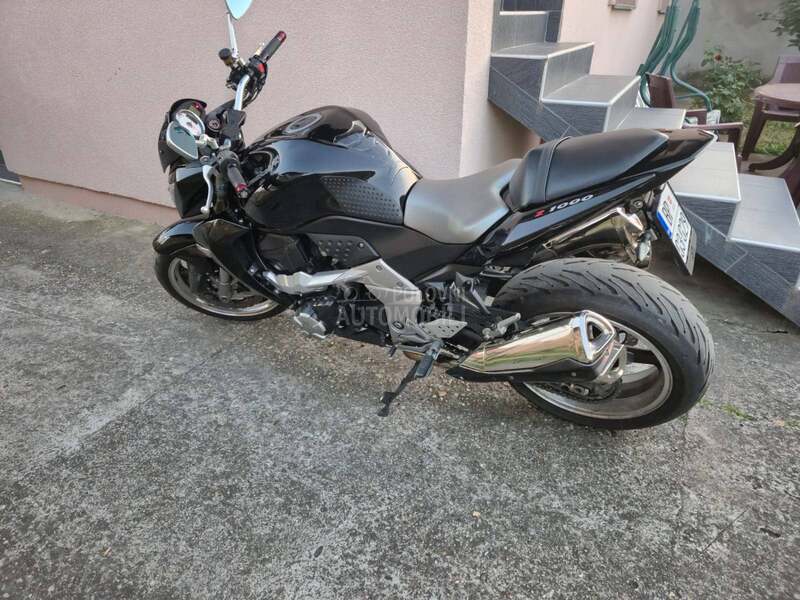Kawasaki Z1000