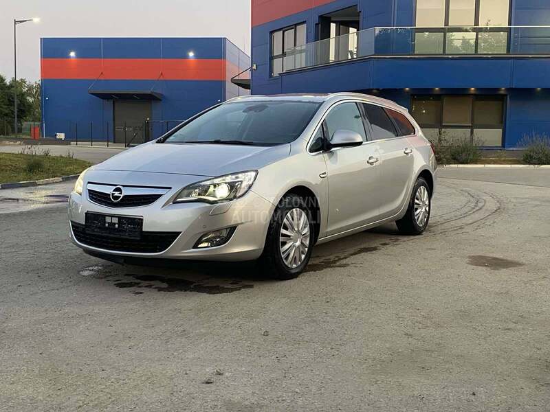 Opel Astra J 1,7