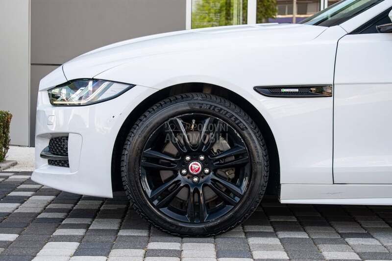 Jaguar XE 2.0D R Sport AWD