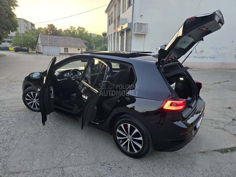 Volkswagen Golf 8 2,0TDI