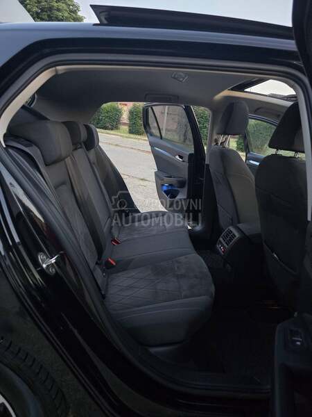 Volkswagen Golf 8 2,0TDI