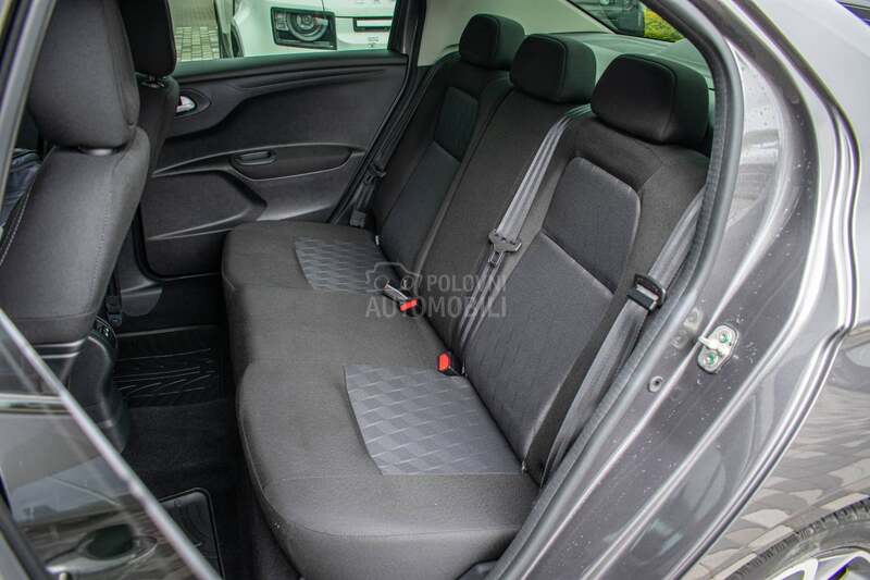Citroen C-ELYSEE 1.2 Shine