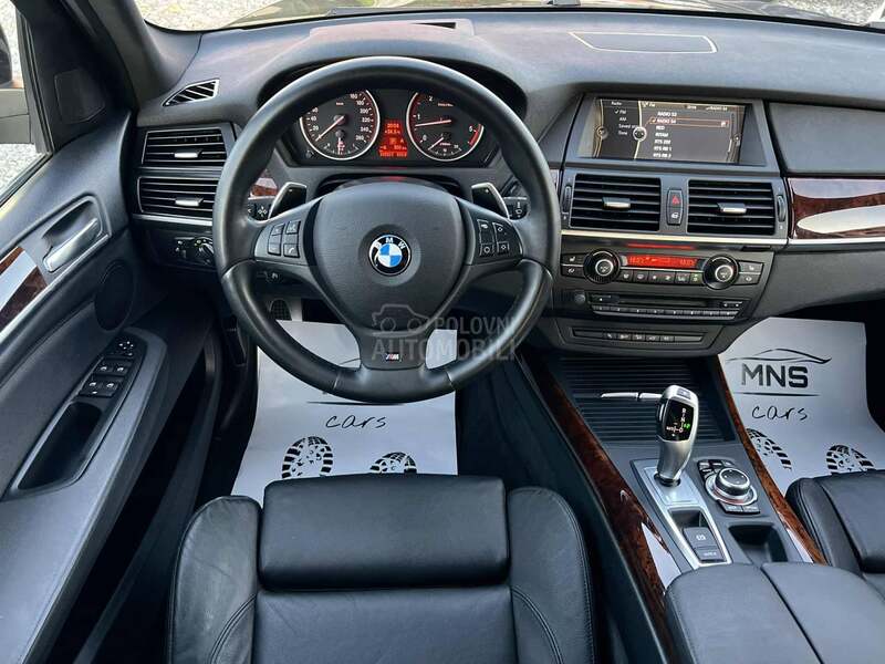 BMW X5 40d/M paket/Pano/360