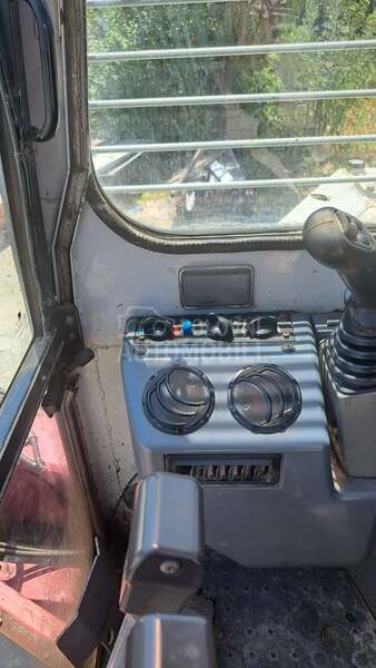 Takeuchi Tb180FR