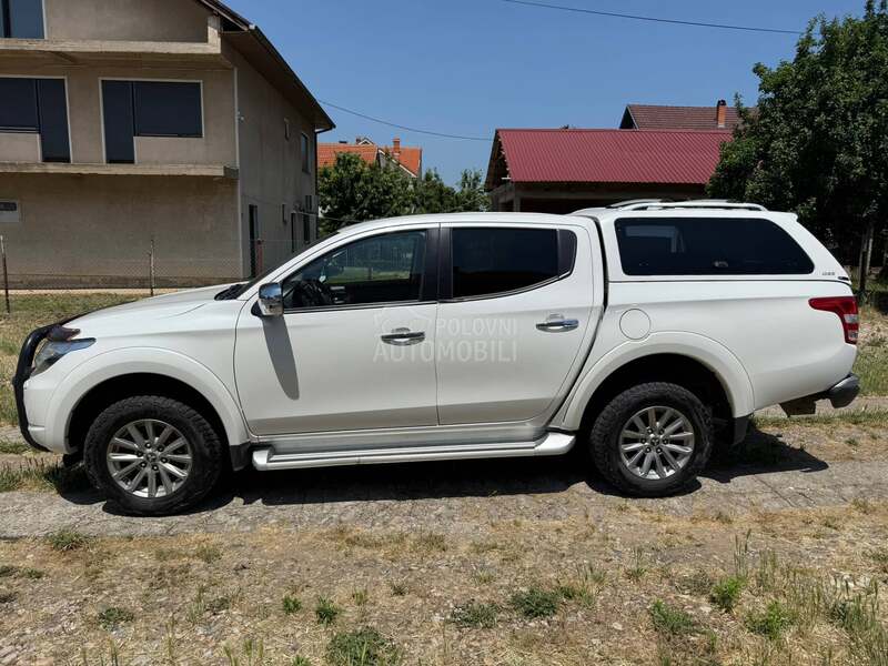 Mitsubishi L200 