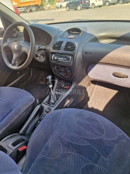 Peugeot 206 BAS DOBAR