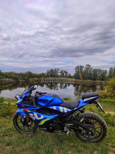 Suzuki gsxr 125