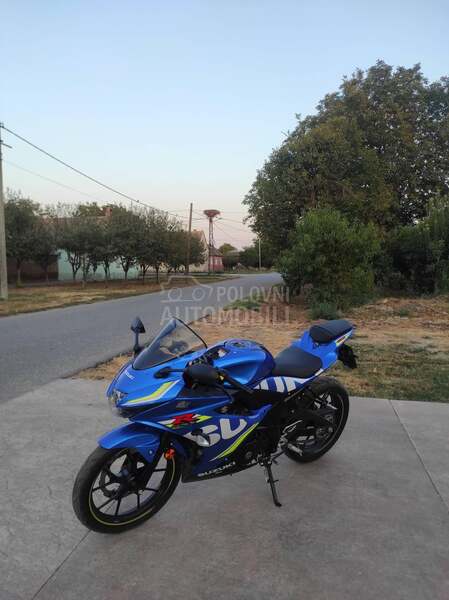 Suzuki gsxr 125