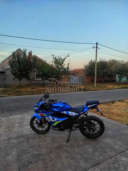 Suzuki gsxr 125