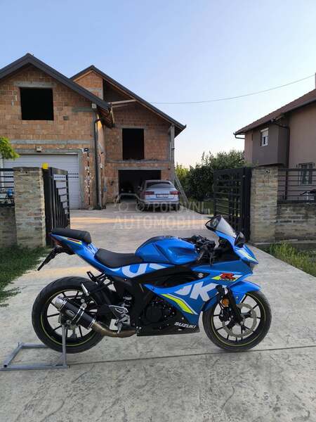 Suzuki gsxr 125