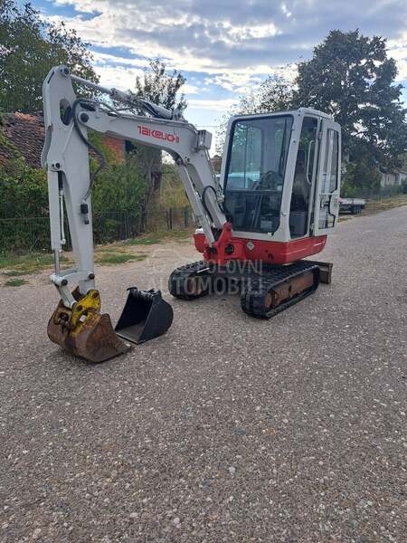 Takeuchi Tb 228