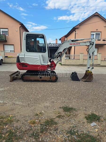 Takeuchi Tb 228