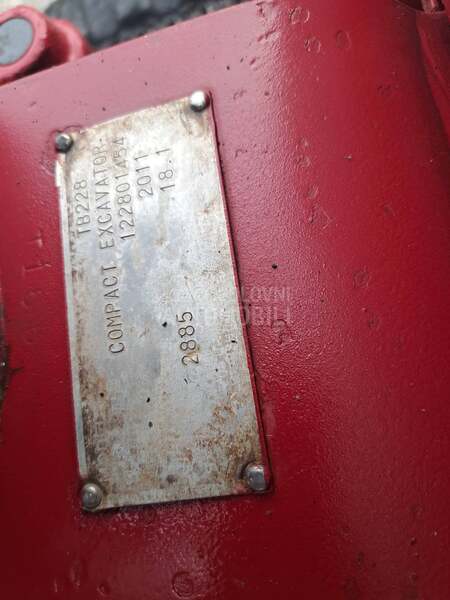 Takeuchi Tb 228