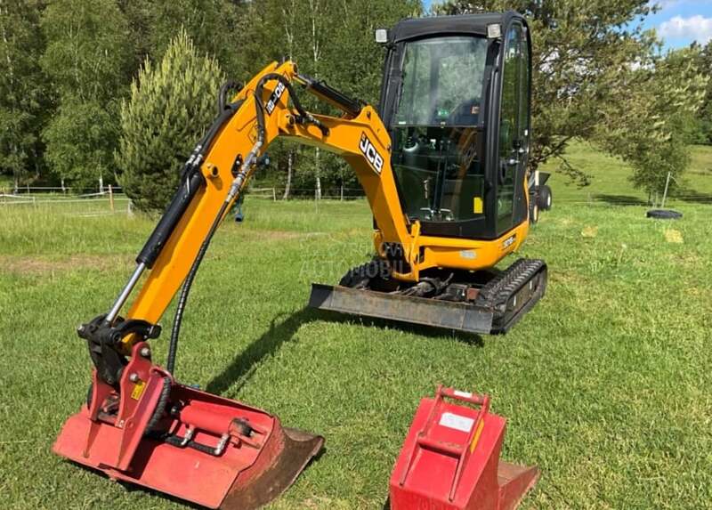 JCB 8018 CTS