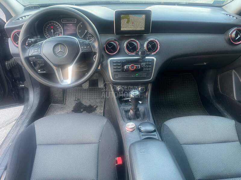 Mercedes Benz A 180 1,5DCI/ N A V I/