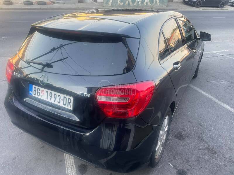 Mercedes Benz A 180 1,5DCI/ N A V I/