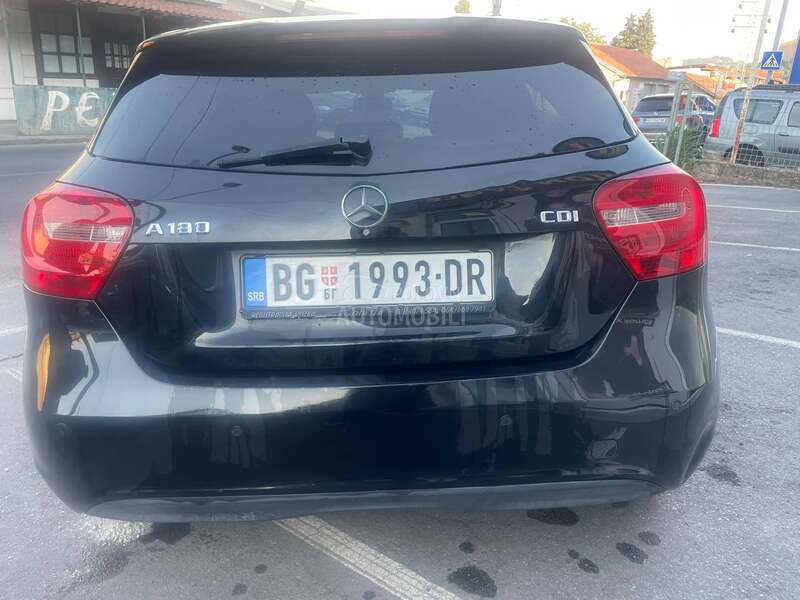 Mercedes Benz A 180 1,5DCI/ N A V I/