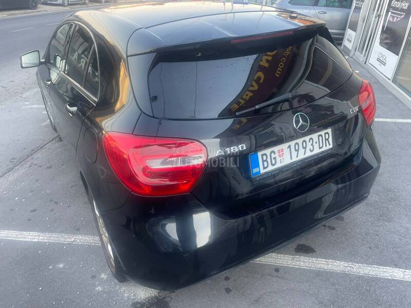 Mercedes Benz A 180 1,5DCI/ N A V I/