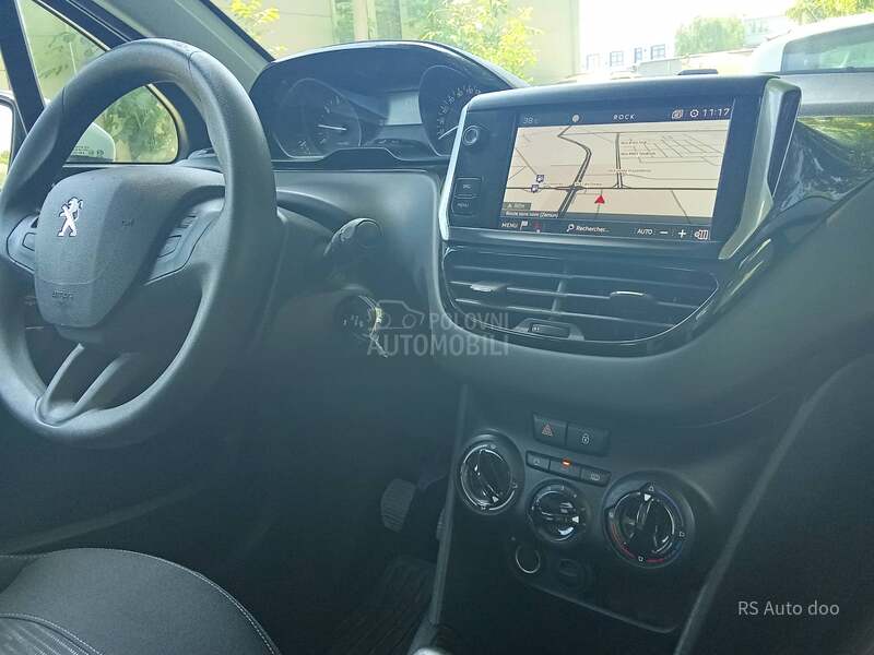 Peugeot 208 3.5.0.0.0.k.m