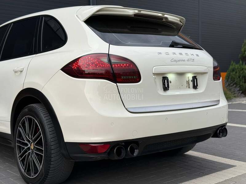 Porsche Cayenne GTS