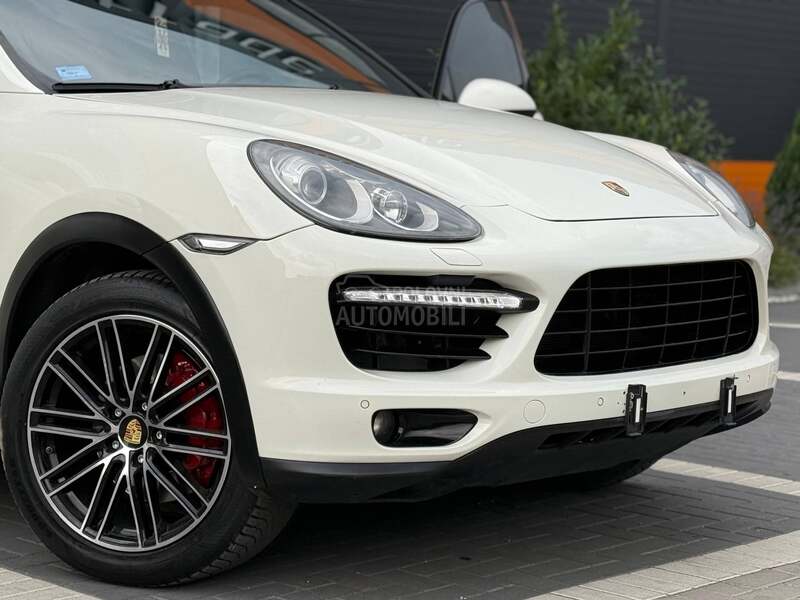 Porsche Cayenne GTS