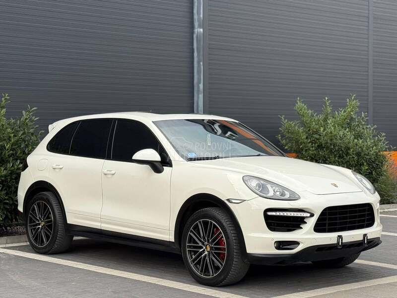 Porsche Cayenne GTS