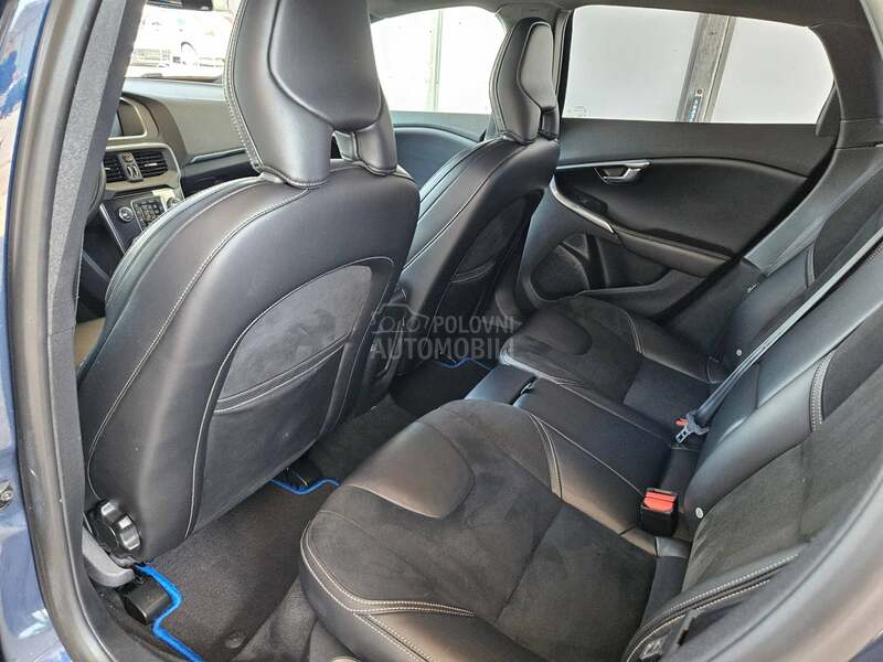 Volvo V40 1.6D R-DESIGN VIRT.