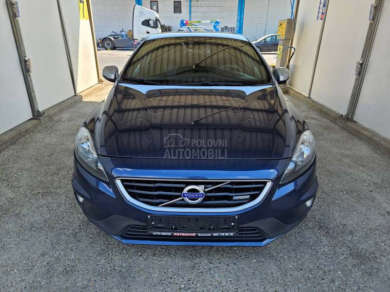 Volvo V40 1.6D R-DESIGN VIRT.