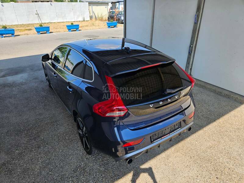 Volvo V40 1.6D R-DESIGN VIRT.